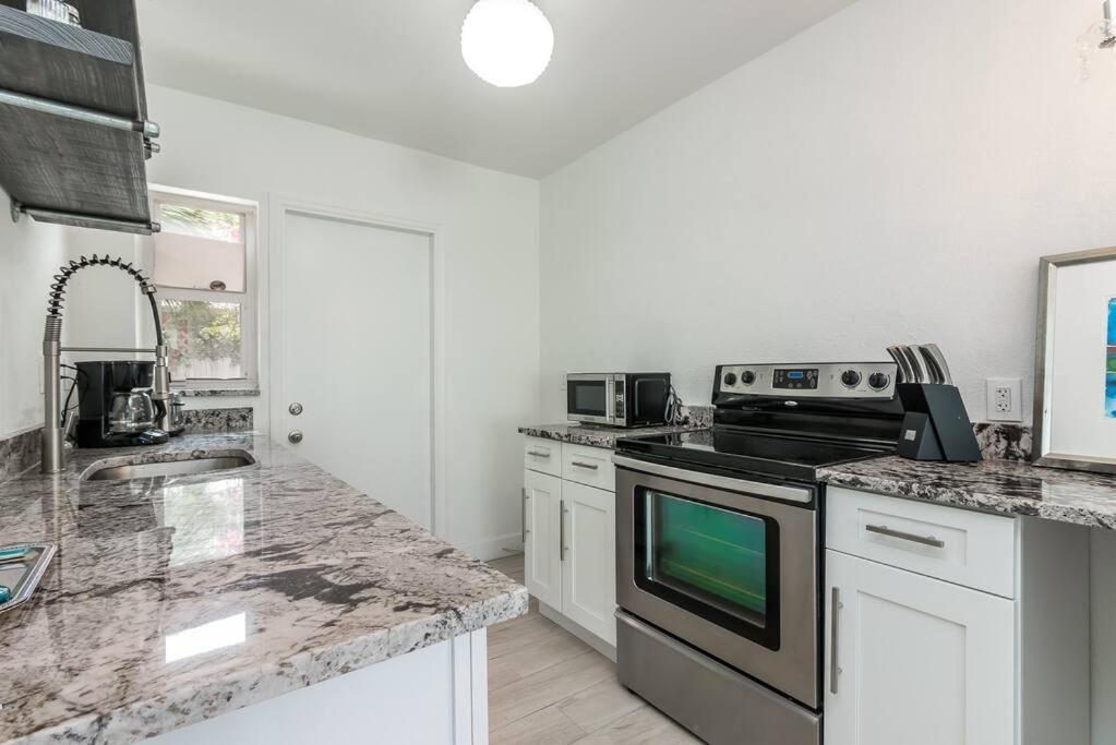 デルレイビーチLa Vida Delray #4-Lux W/Heated Pool-Best Location!アパートメント エクステリア 写真